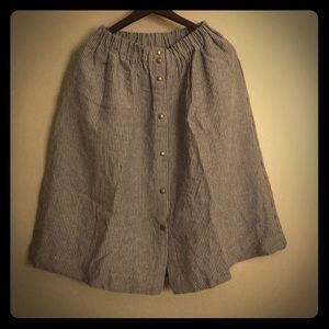 NEW • notPERFECTLINEN • Marseille Skirt • Size M